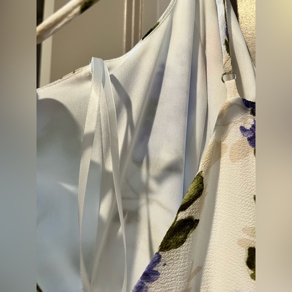 Windsor Floral Maxi Dress - Picture 8 of 12